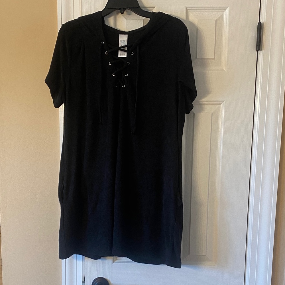 Time and Tru Black Swim Coverup - Picture 5 of 6